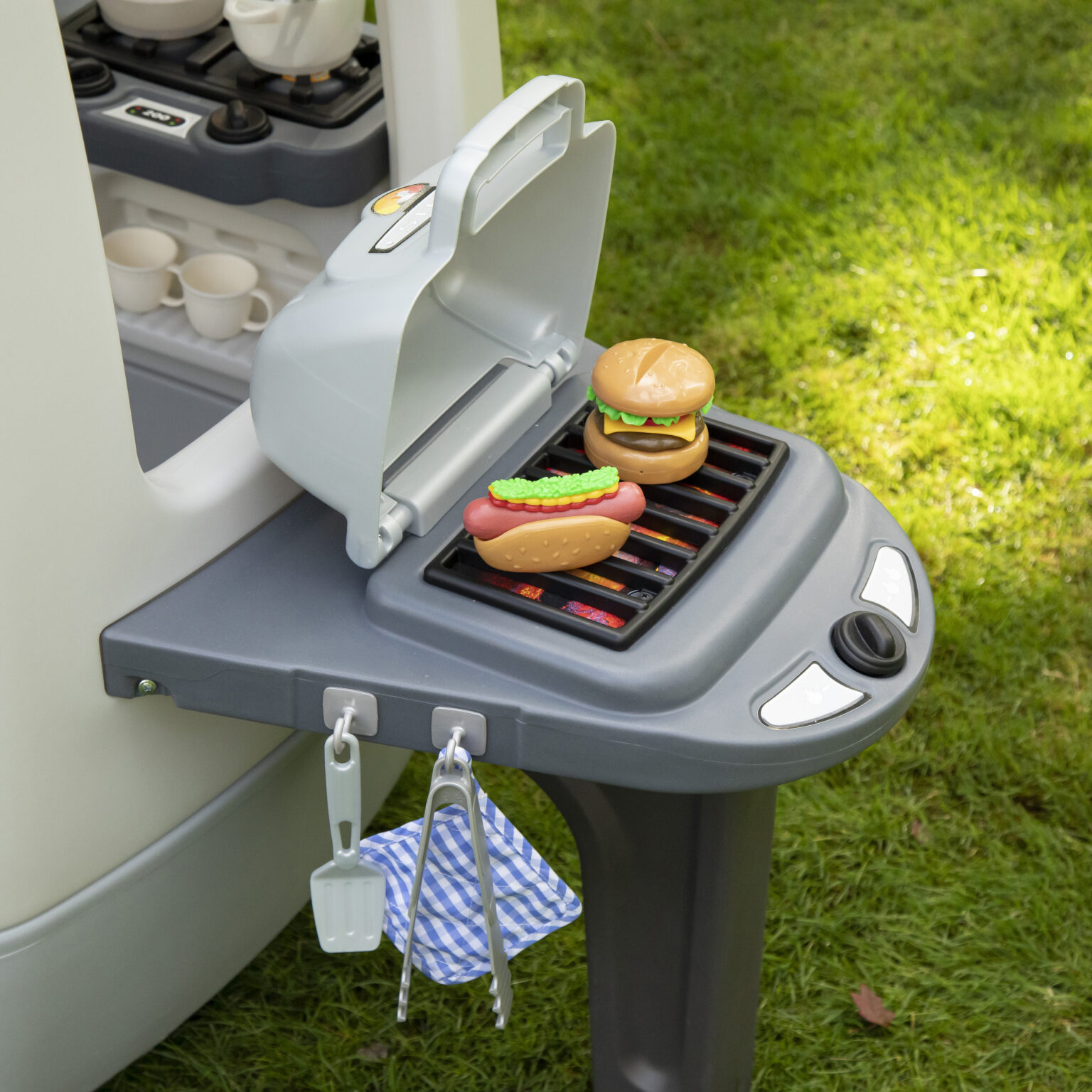 Step2 Adventure Camper™ - J-Kidz Online Toy Store